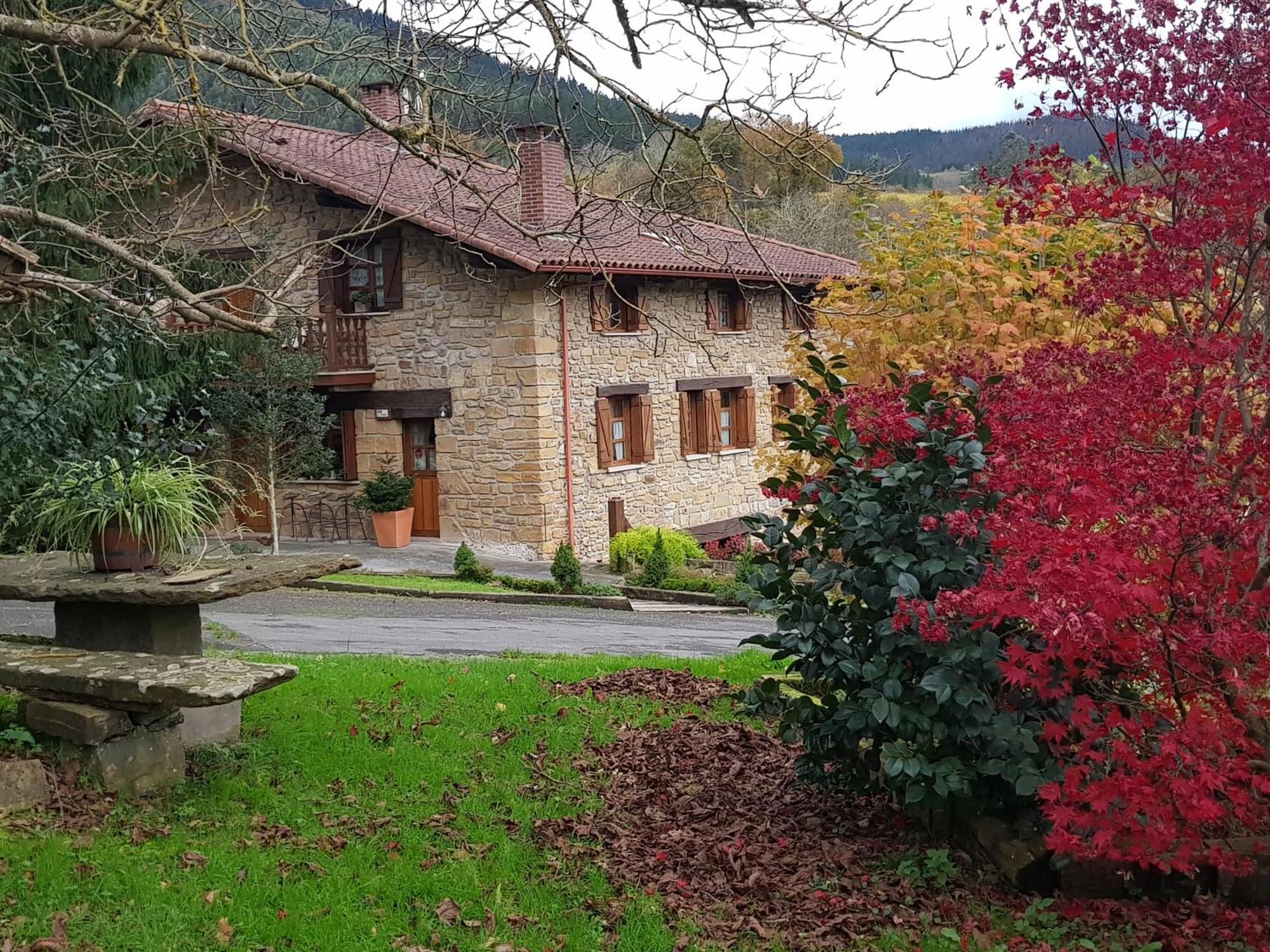 Agroturismo Iberreko Errota Muxika Esterno foto