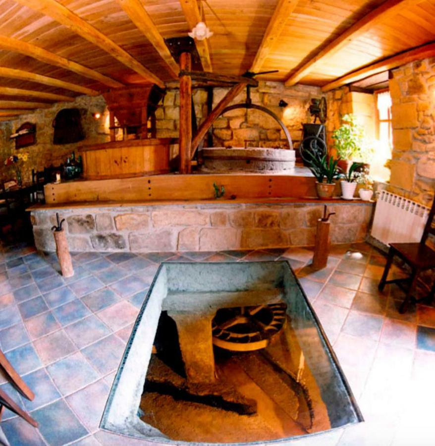 Agroturismo Iberreko Errota Muxika Esterno foto